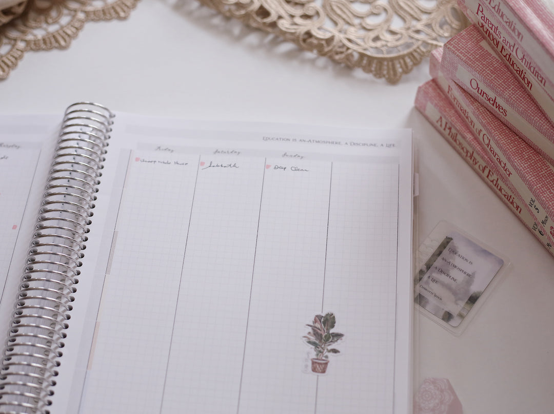 2022 Charlotte Mason Inspired Homeschool Planner | I've gone with the flowers